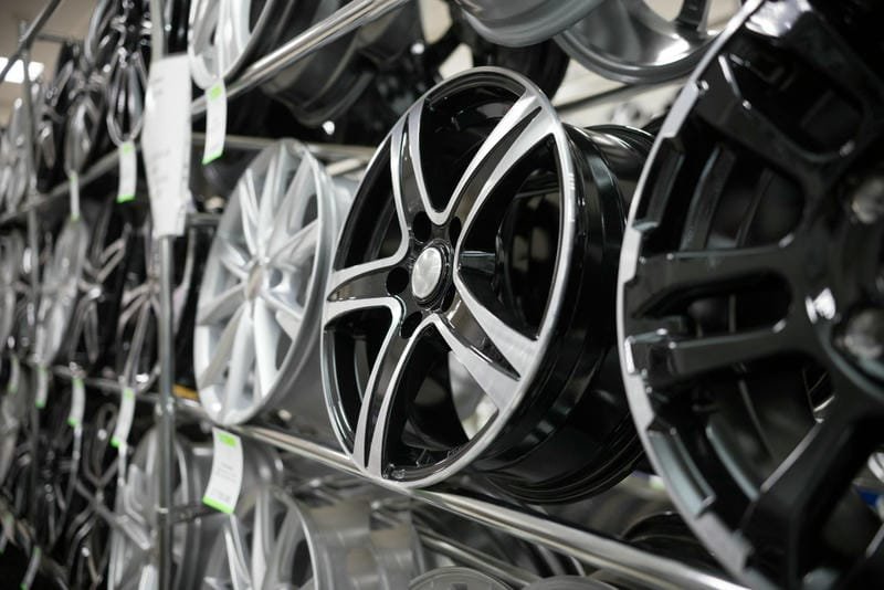 right wheels img 02 - Tyre Shop Singapore | Tire Pte Ltd | tyre shop singapore | tire pte ltd